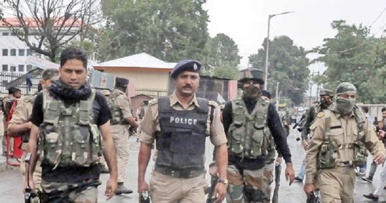 40 Kashmir Cops Resigned after Hizbul’s Resign Or Die Threat